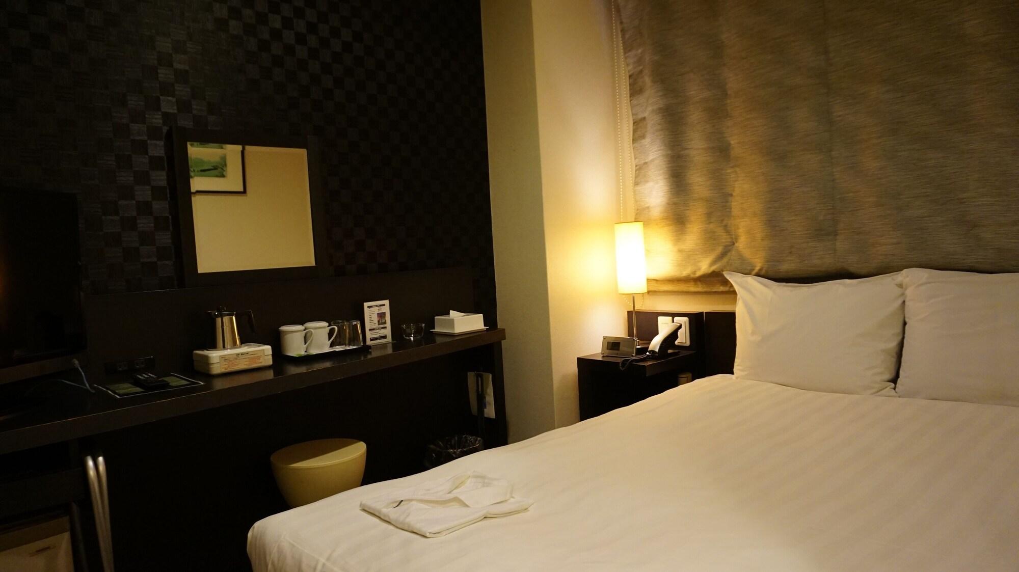 Hotel Hamilton Black 3*